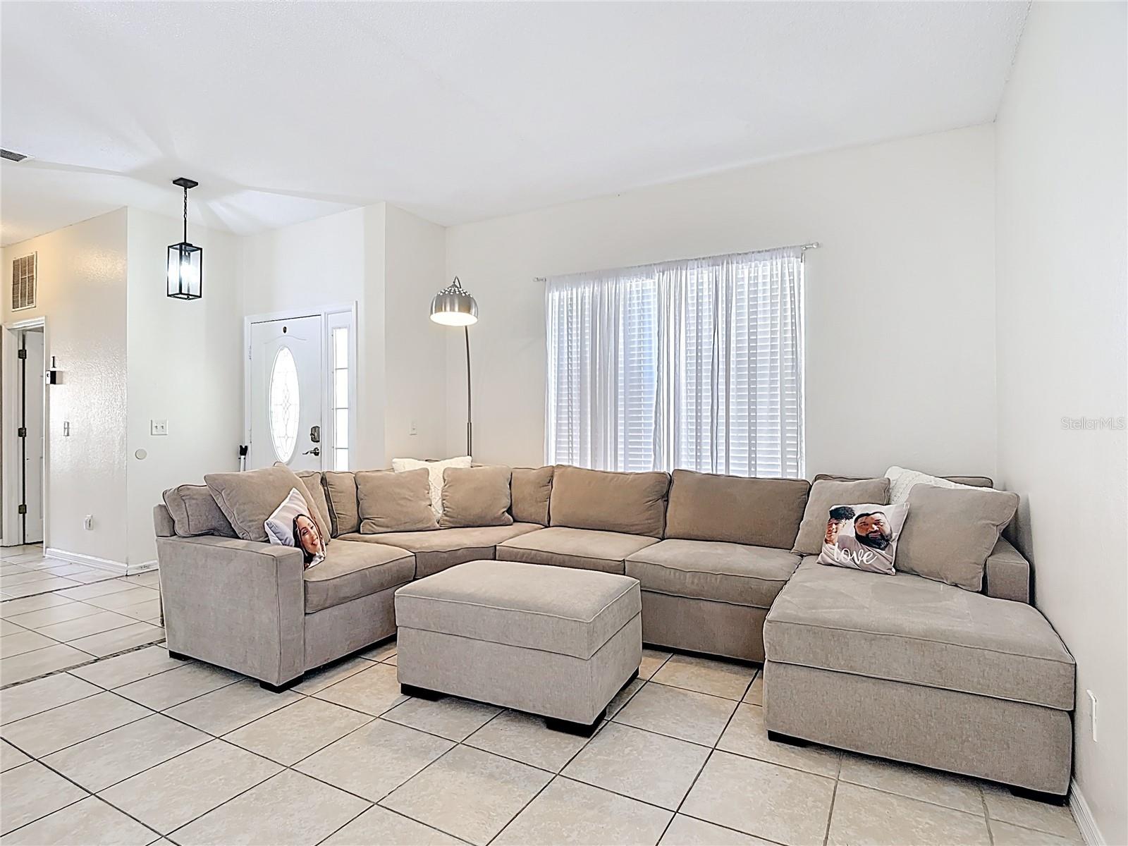 459 BALLYSHANNON DRIVE