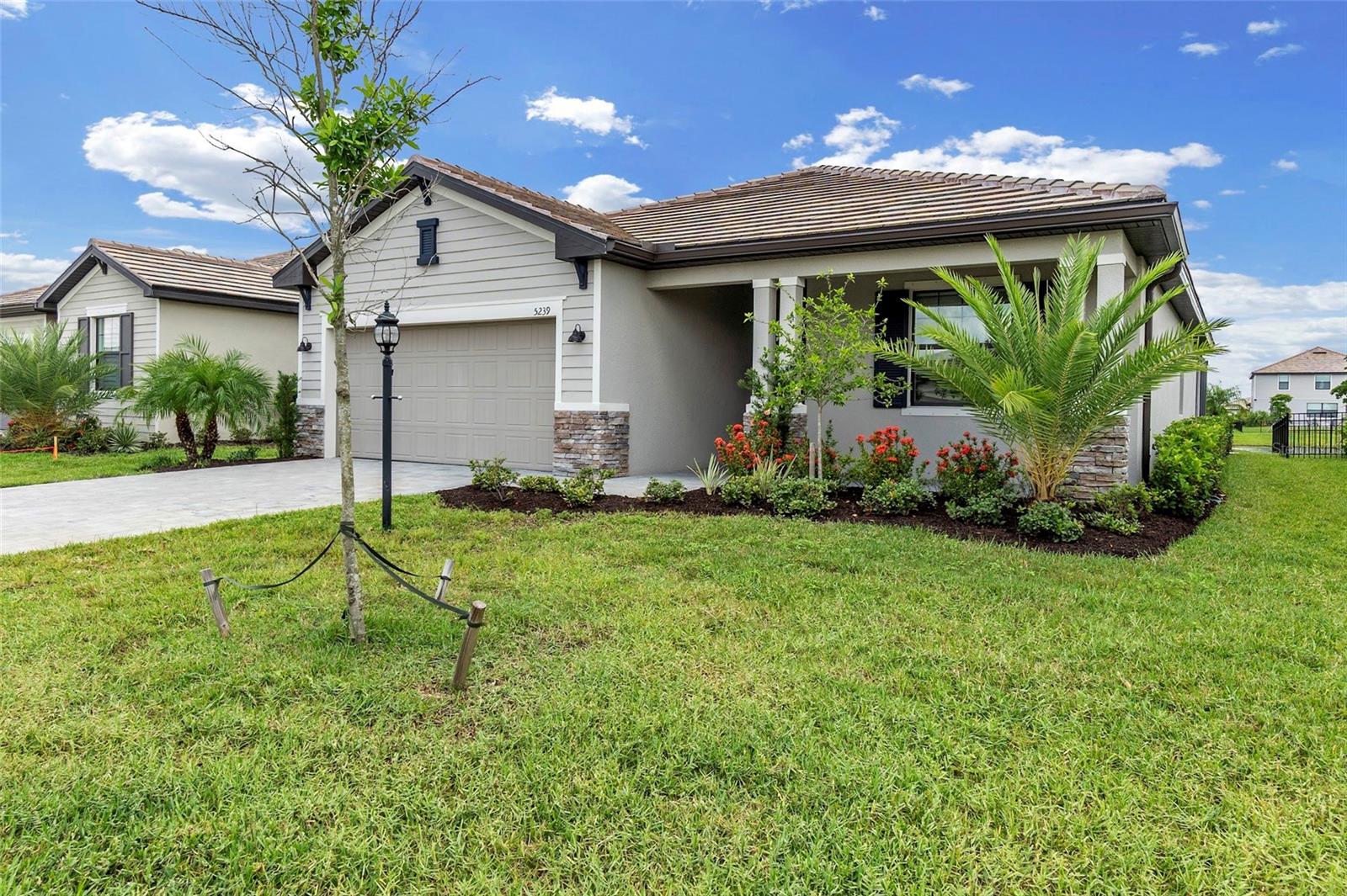 5239 CORAL REEF WAY