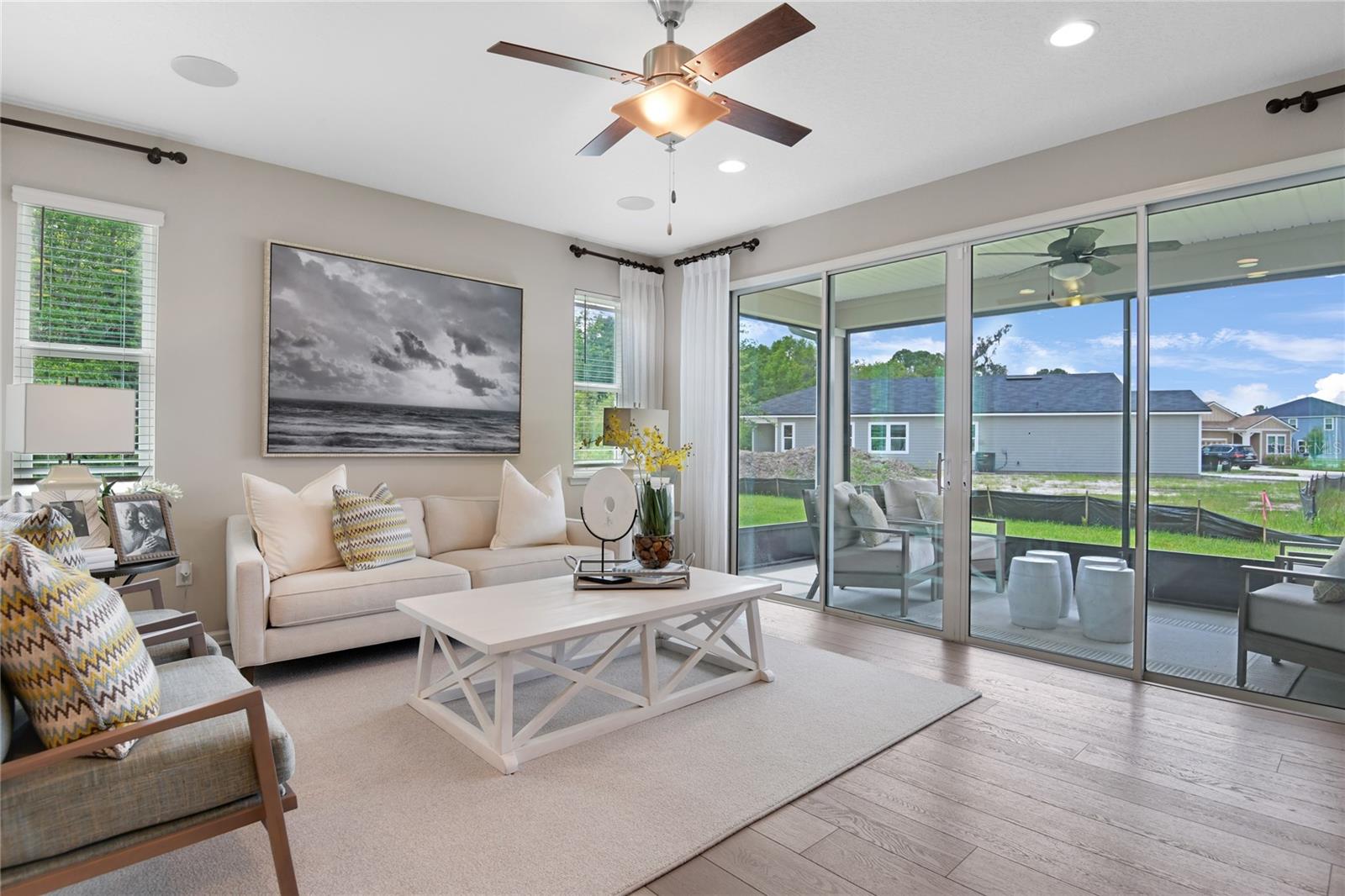 SEMINOLE PALMS - Residential