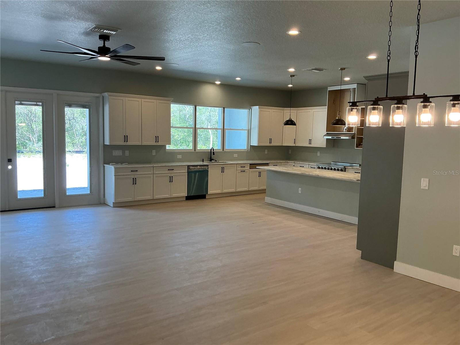 MAGNOLIA ACRES - Residential