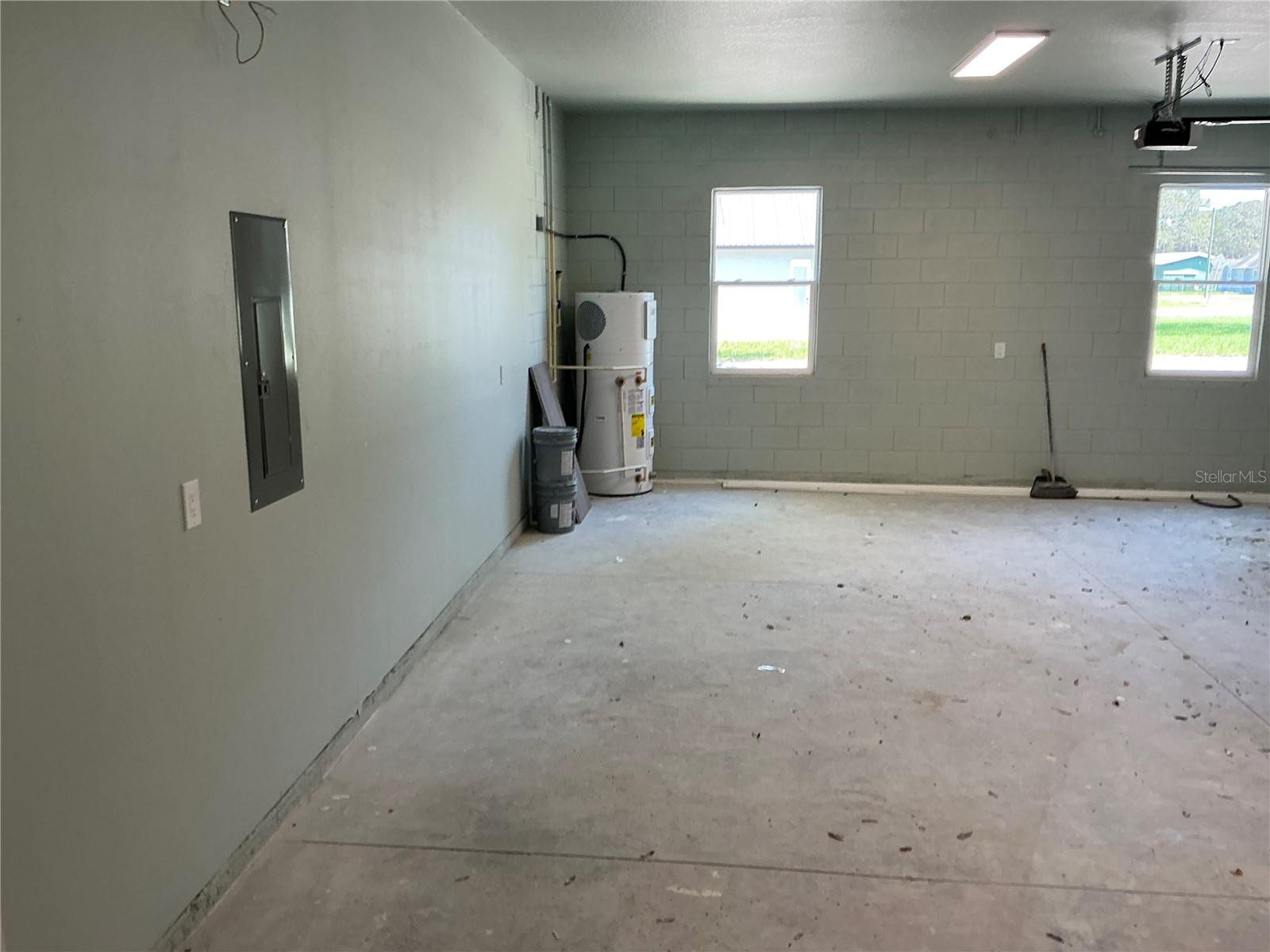 MAGNOLIA ACRES - Residential