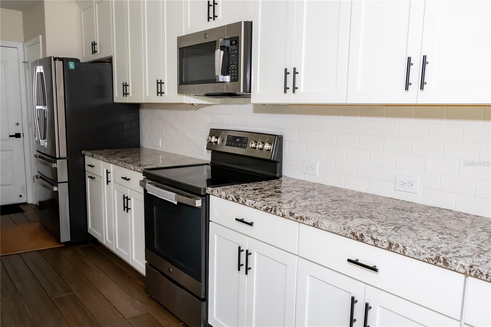 FLORA GARDENS - Residential