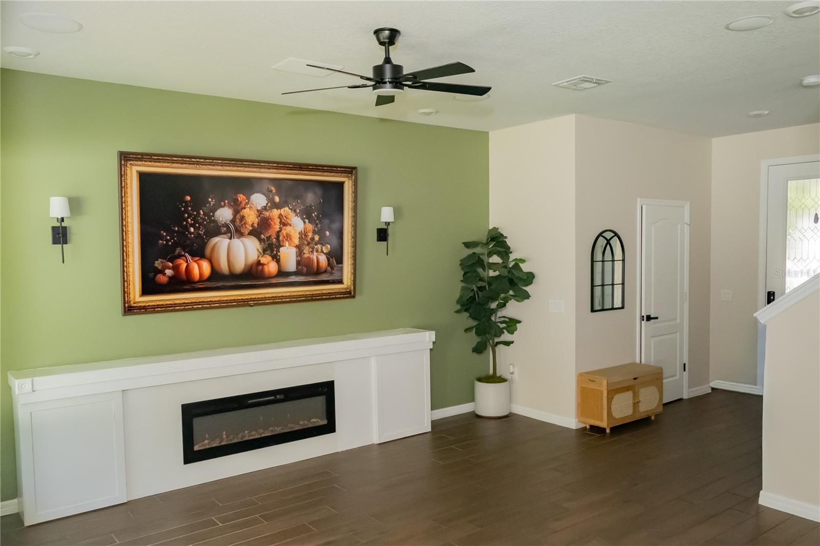 FLORA GARDENS - Residential