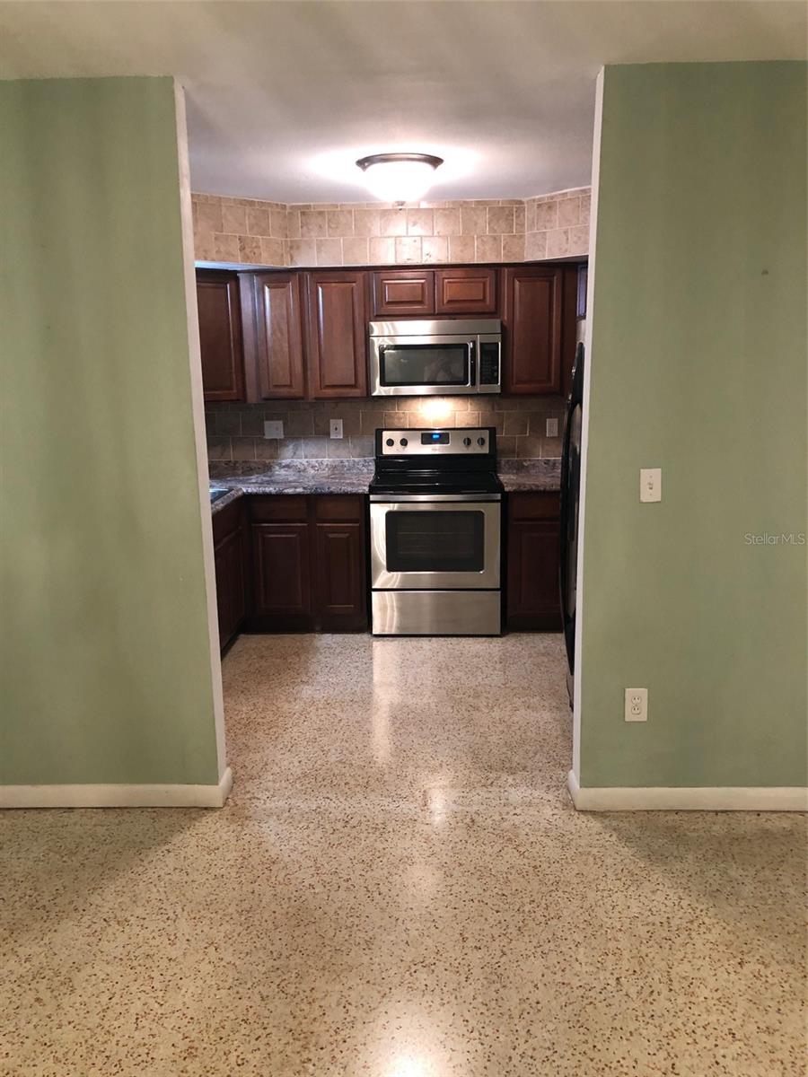 SKYCREST UNIT TEN - Residential Income