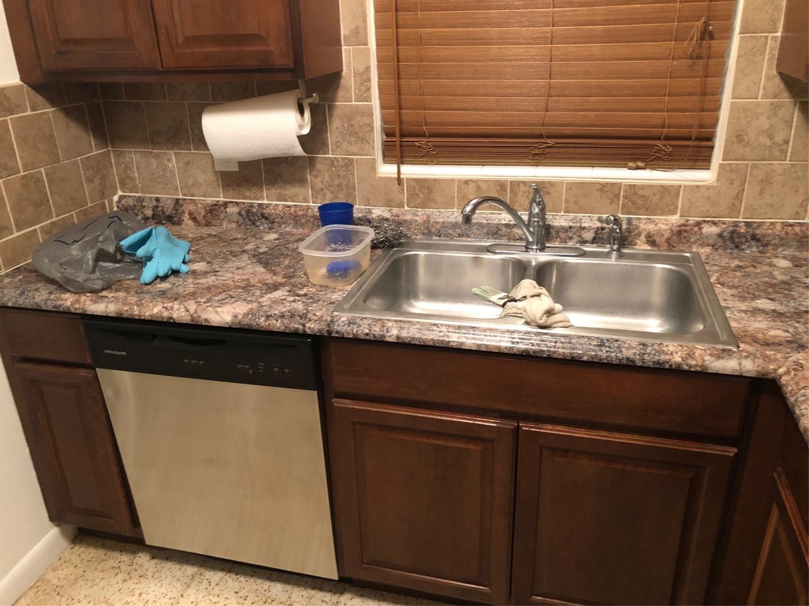 SKYCREST UNIT TEN - Residential Income