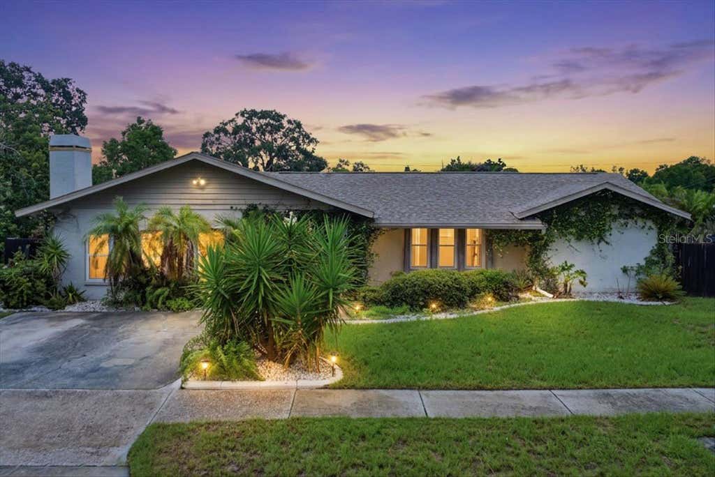 Photo of 1221 E Lime Street, Tarpon Springs, FL 34689 (MLS # TB8535324)