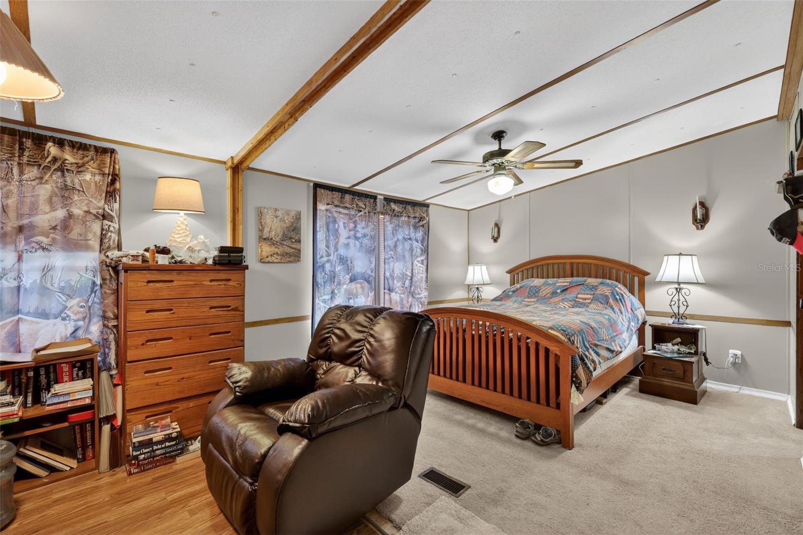 INDIAN HILL - Residential