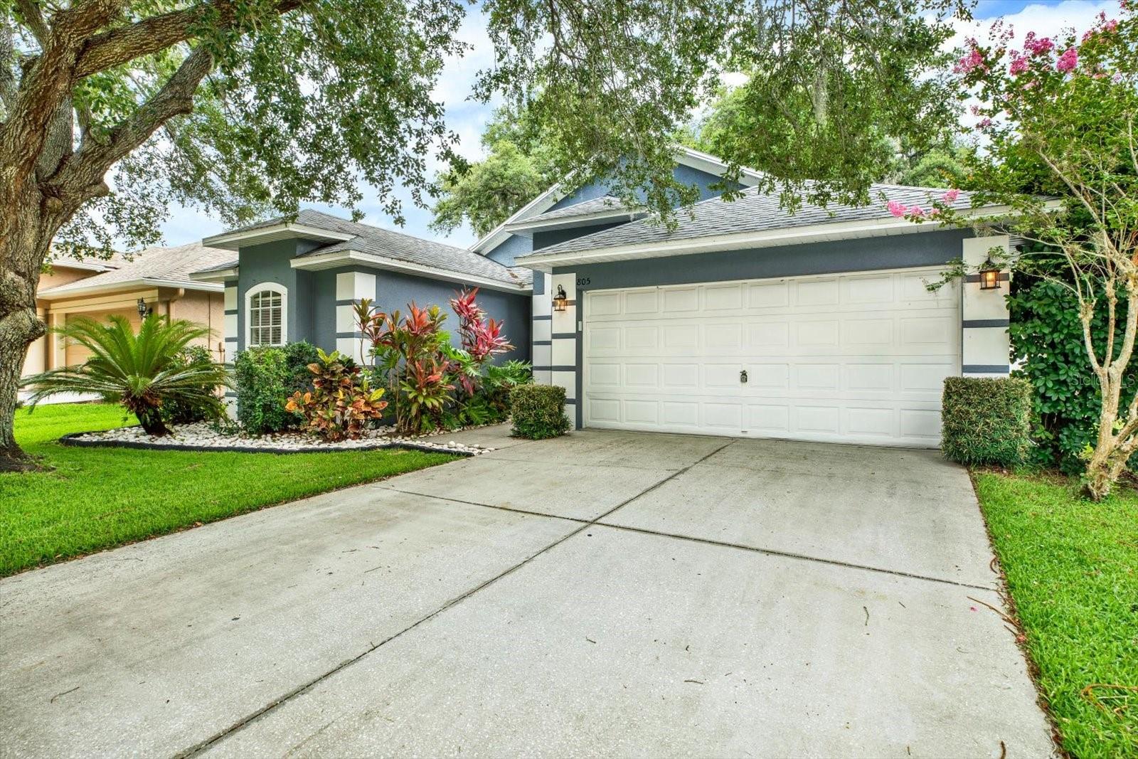 805 STRAW LAKE DRIVE