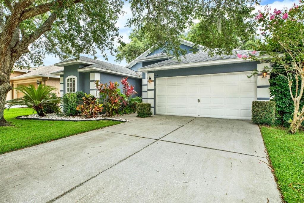 Photo of 805 Straw Lake Drive, Brandon, FL 33510 (MLS # TB8514244)