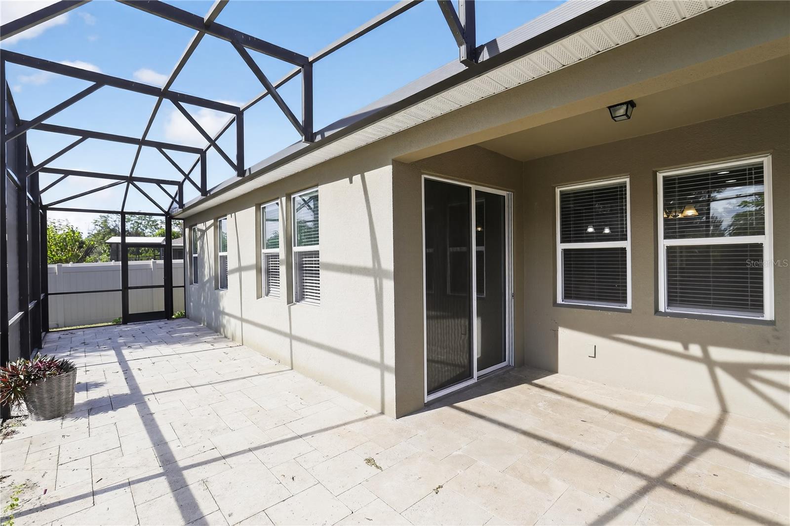 FOREST LAKE ESTATES - Residential Lease