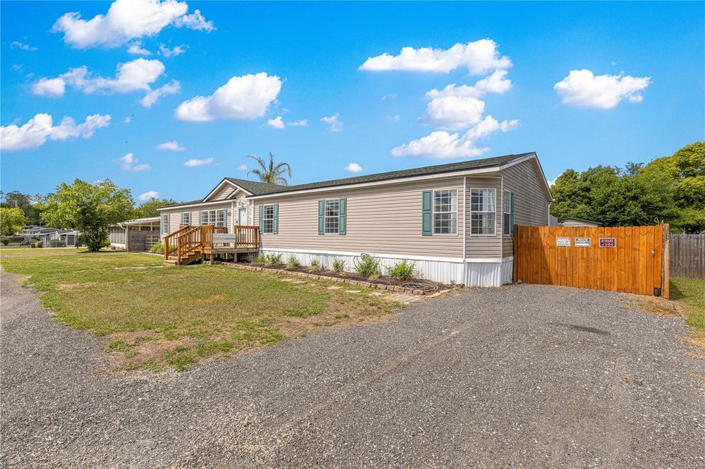 Photo of 15090 SE 103rd Avenue, Summerfield, FL 34491 (MLS # OM723404)