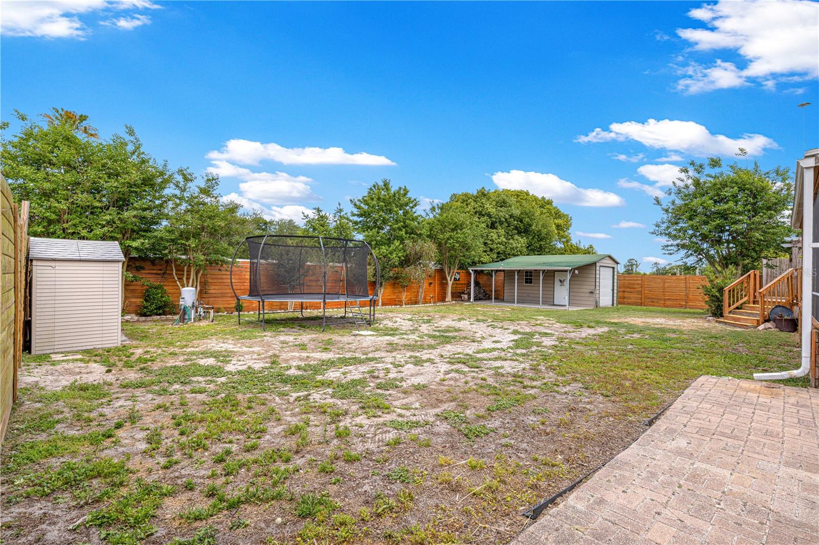 LAKE WEIR HARBOR ESTATE - Residential