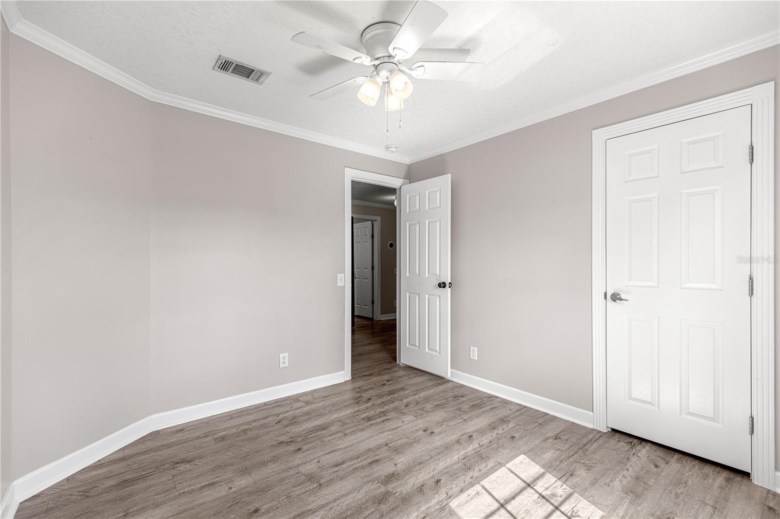 LAKE WEIR HARBOR ESTATE - Residential