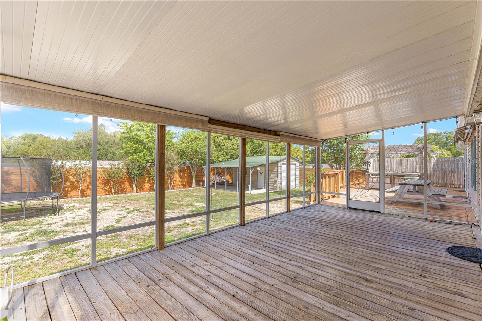 LAKE WEIR HARBOR ESTATE - Residential