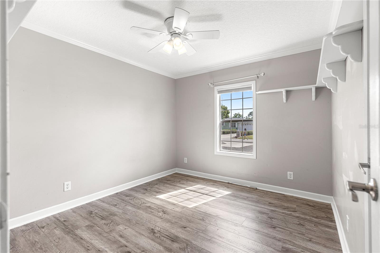 LAKE WEIR HARBOR ESTATE - Residential