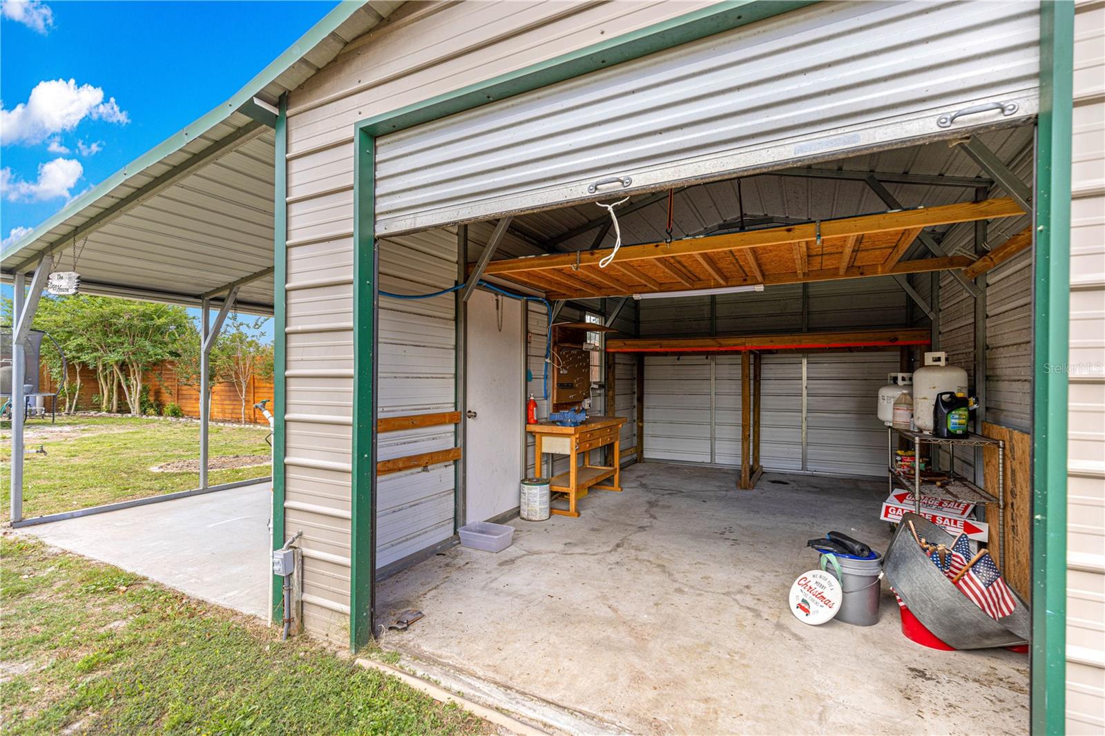 LAKE WEIR HARBOR ESTATE - Residential