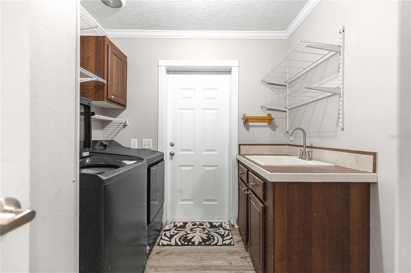 LAKE WEIR HARBOR ESTATE - Residential