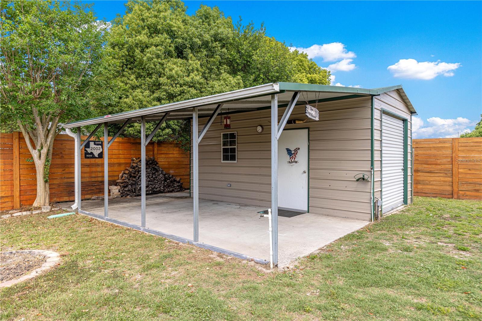 LAKE WEIR HARBOR ESTATE - Residential