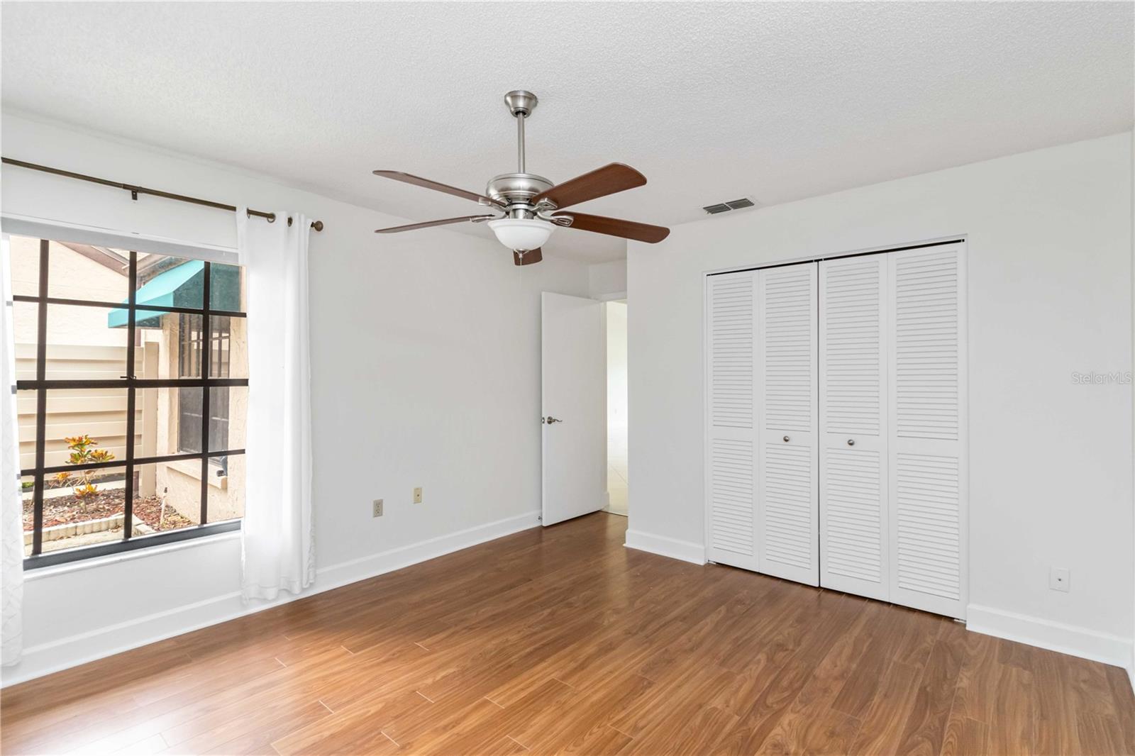 CLUBSIDE AT PALM-AIRE - Residential