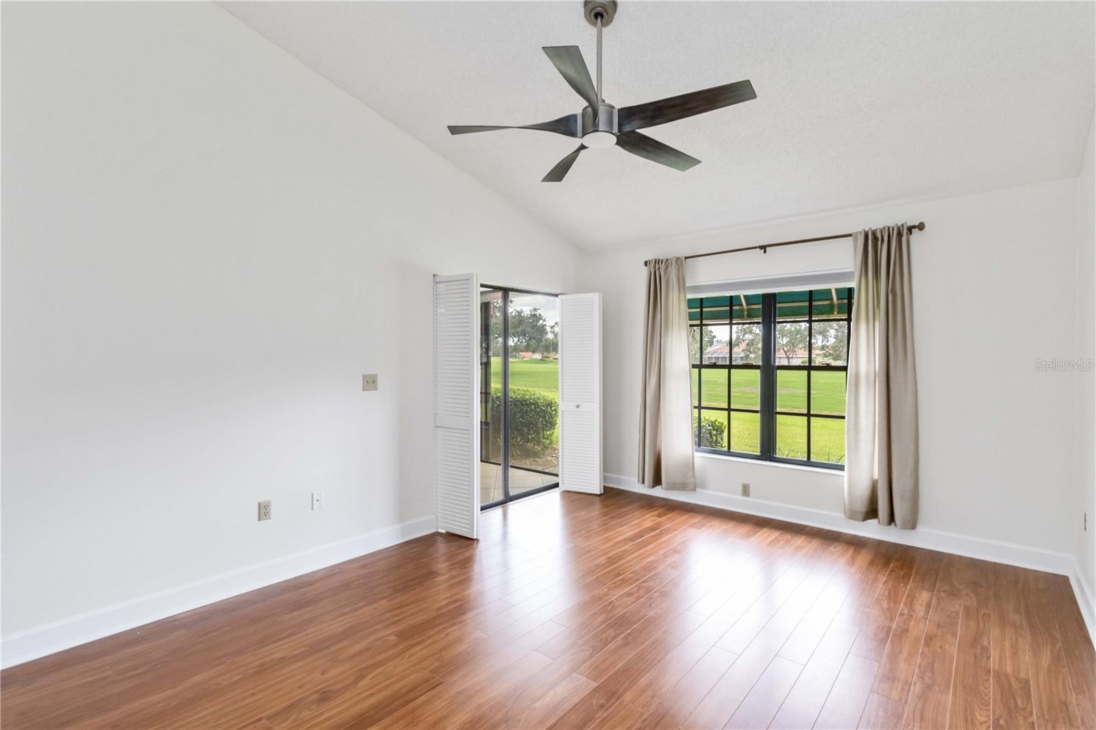 CLUBSIDE AT PALM-AIRE - Residential