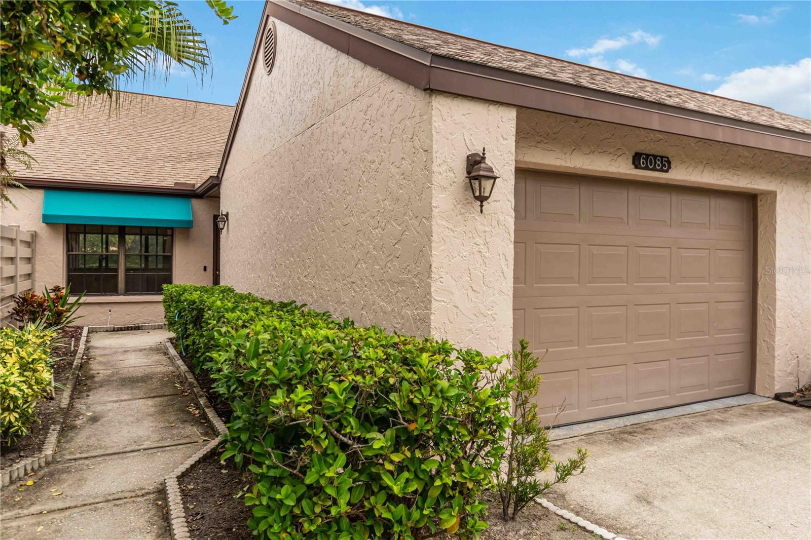 6085 CLUBSIDE DRIVE