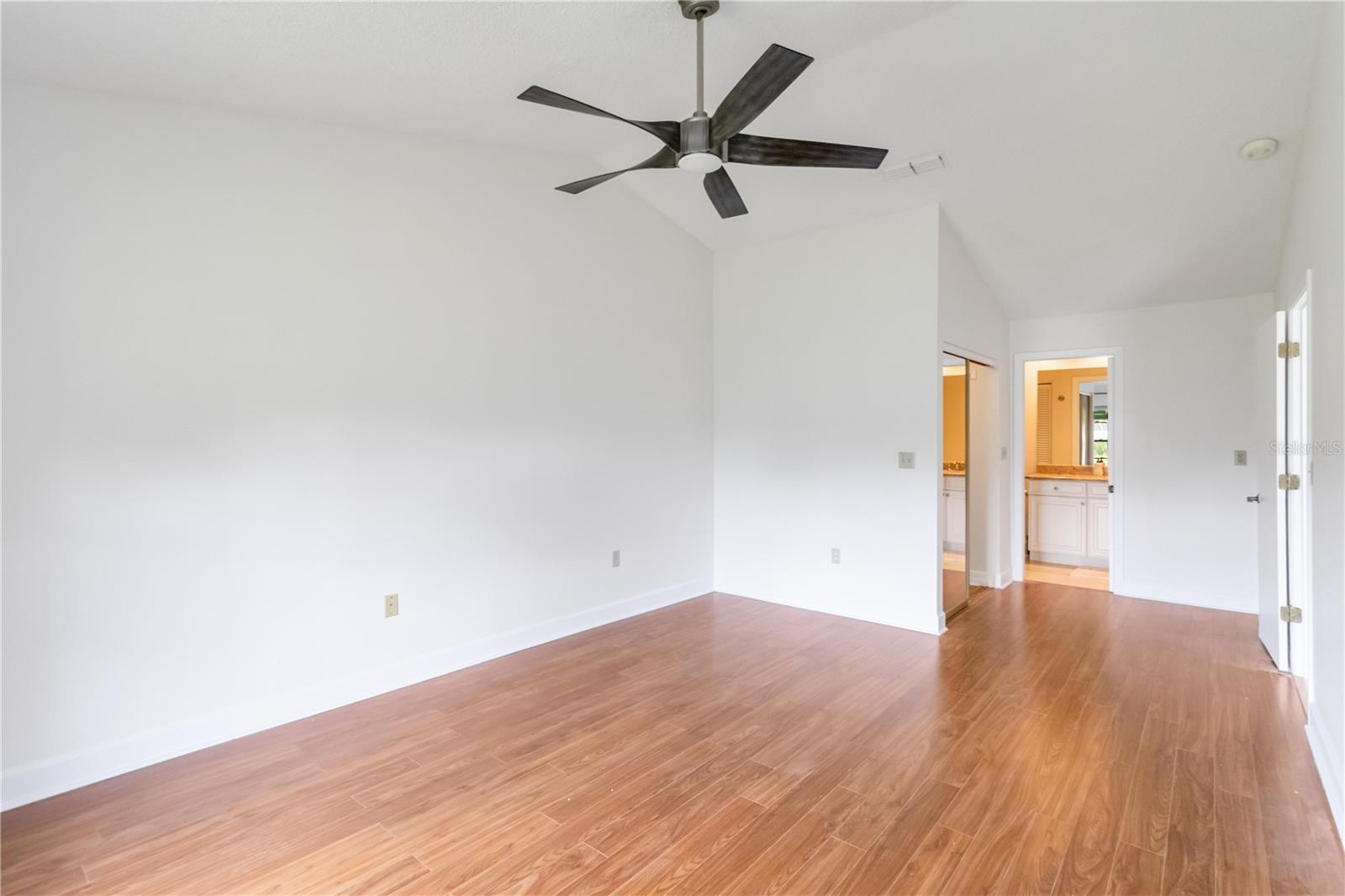 CLUBSIDE AT PALM-AIRE - Residential