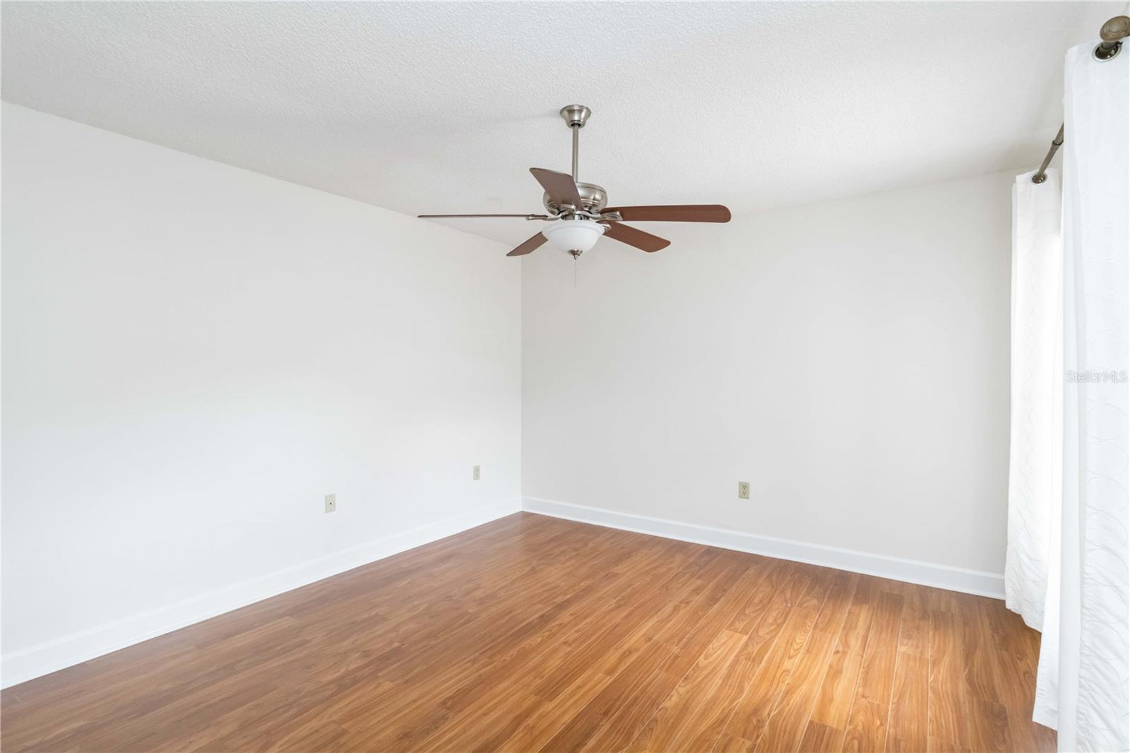 CLUBSIDE AT PALM-AIRE - Residential