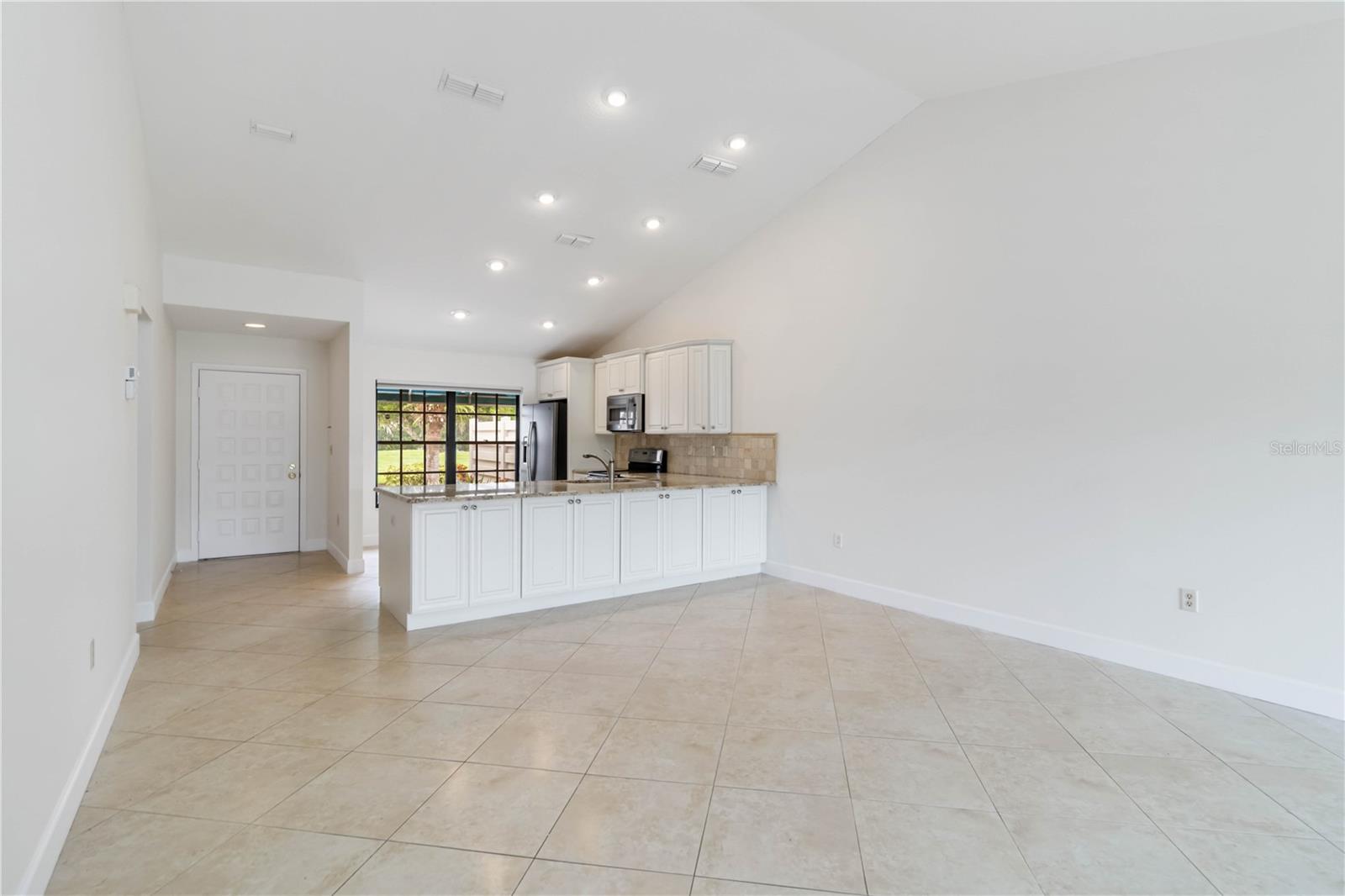 CLUBSIDE AT PALM-AIRE - Residential