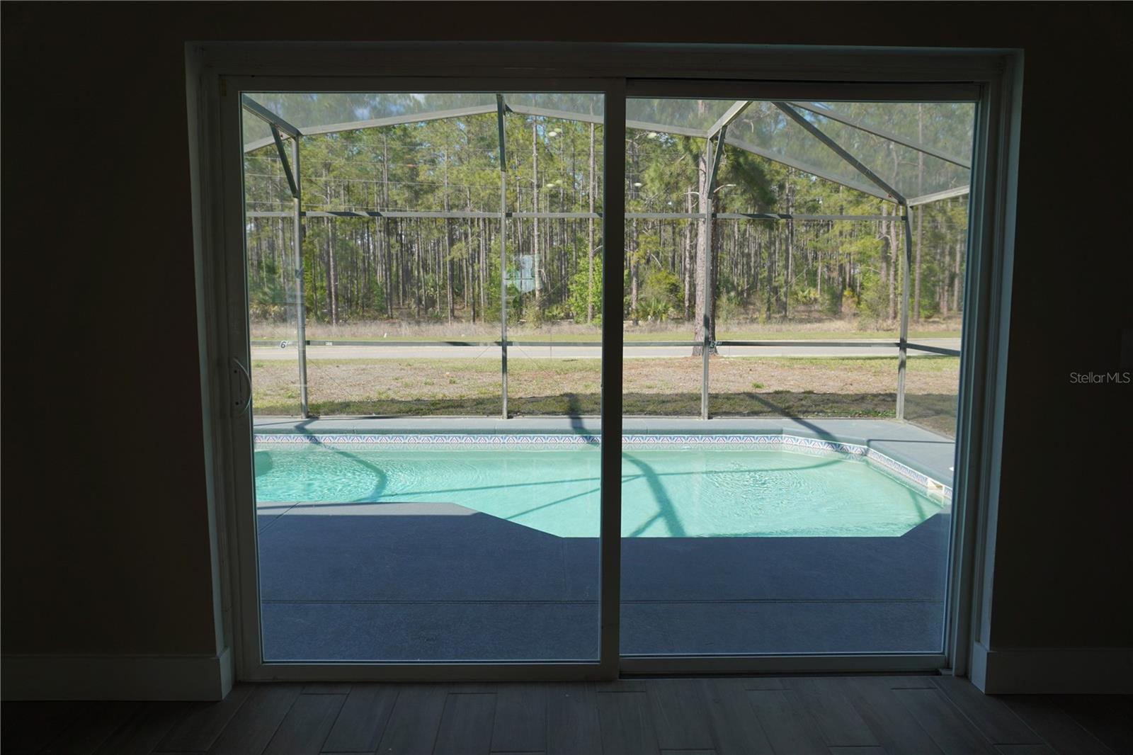 FLORIDA PINES PH 01 - Residential Lease