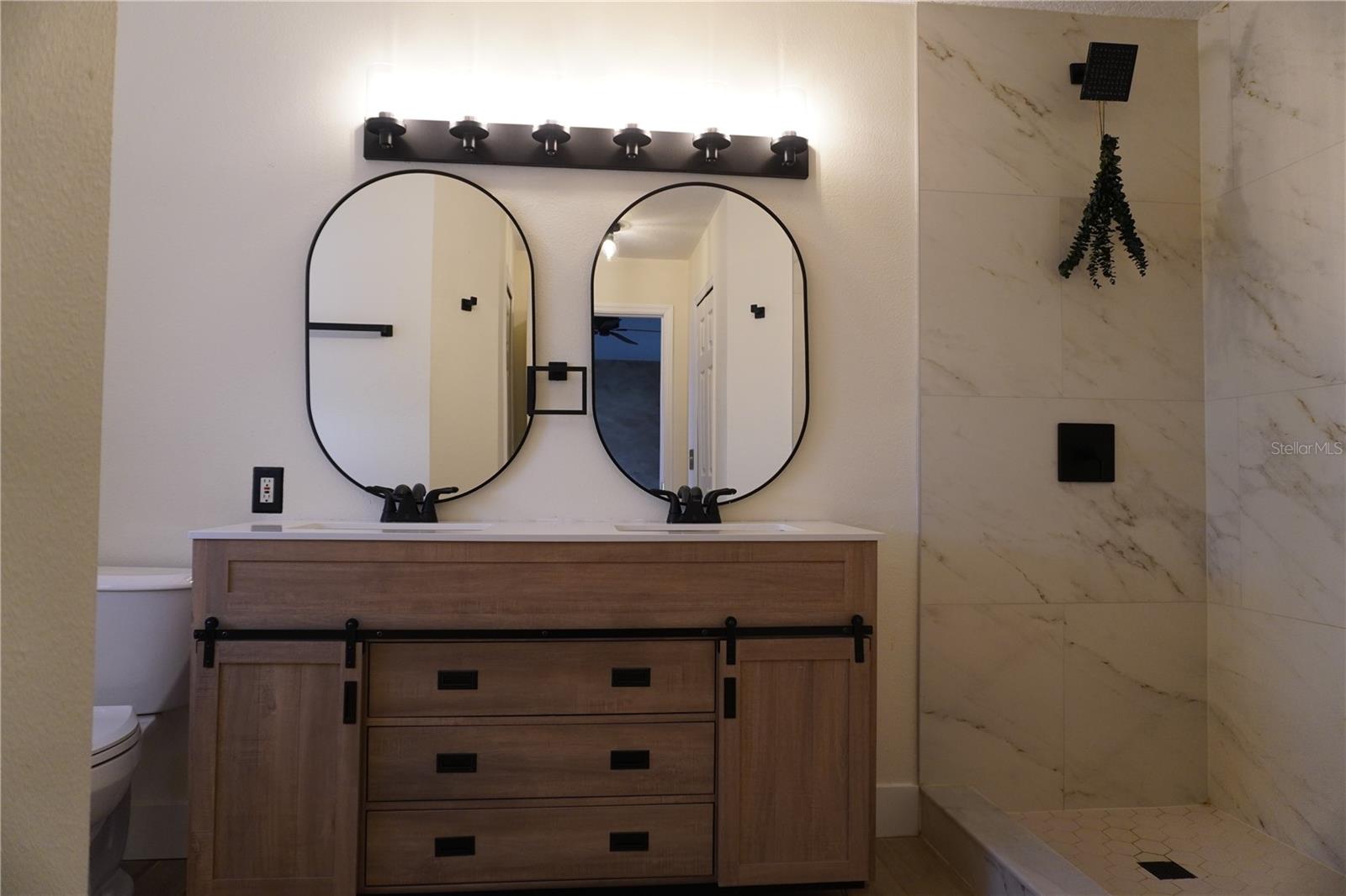 FLORIDA PINES PH 01 - Residential Lease