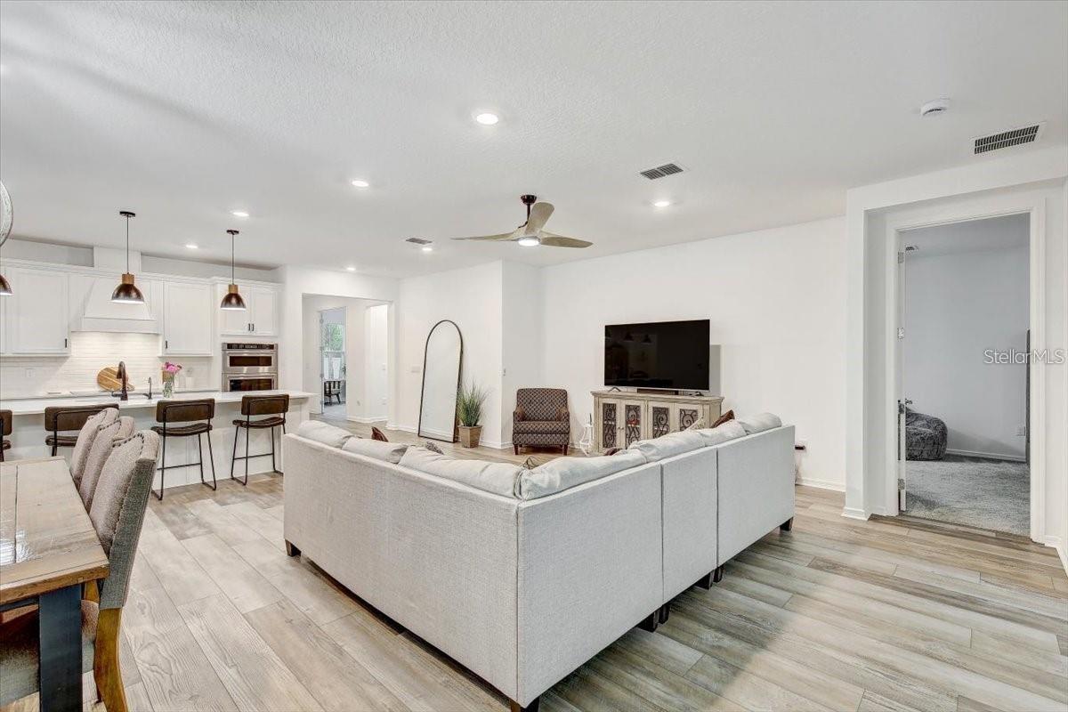 QUAIL CREST - Residential