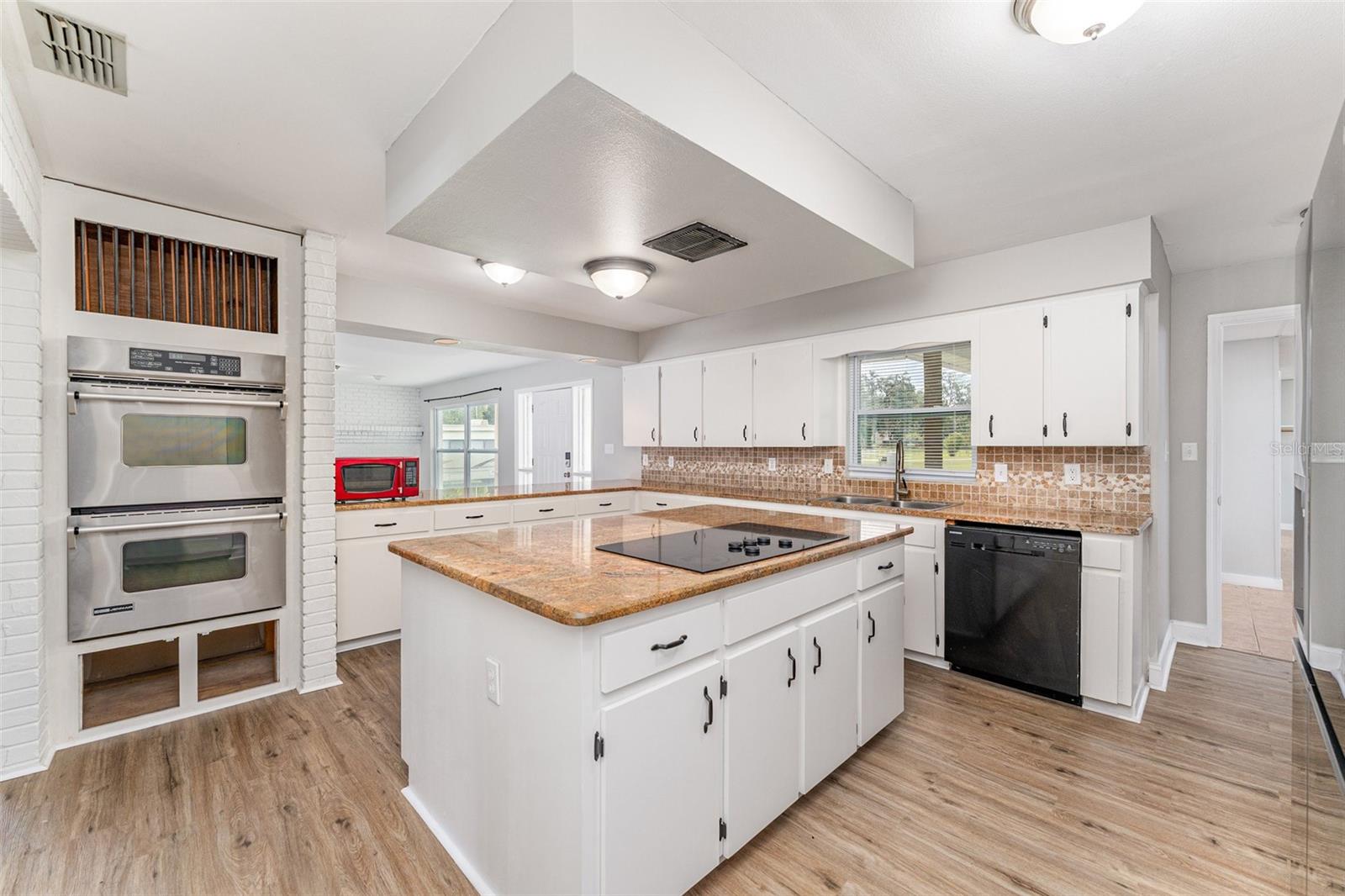 ROLLING OAK ESTATES - Residential