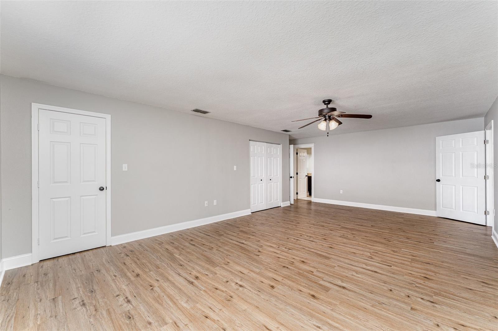 ROLLING OAK ESTATES - Residential