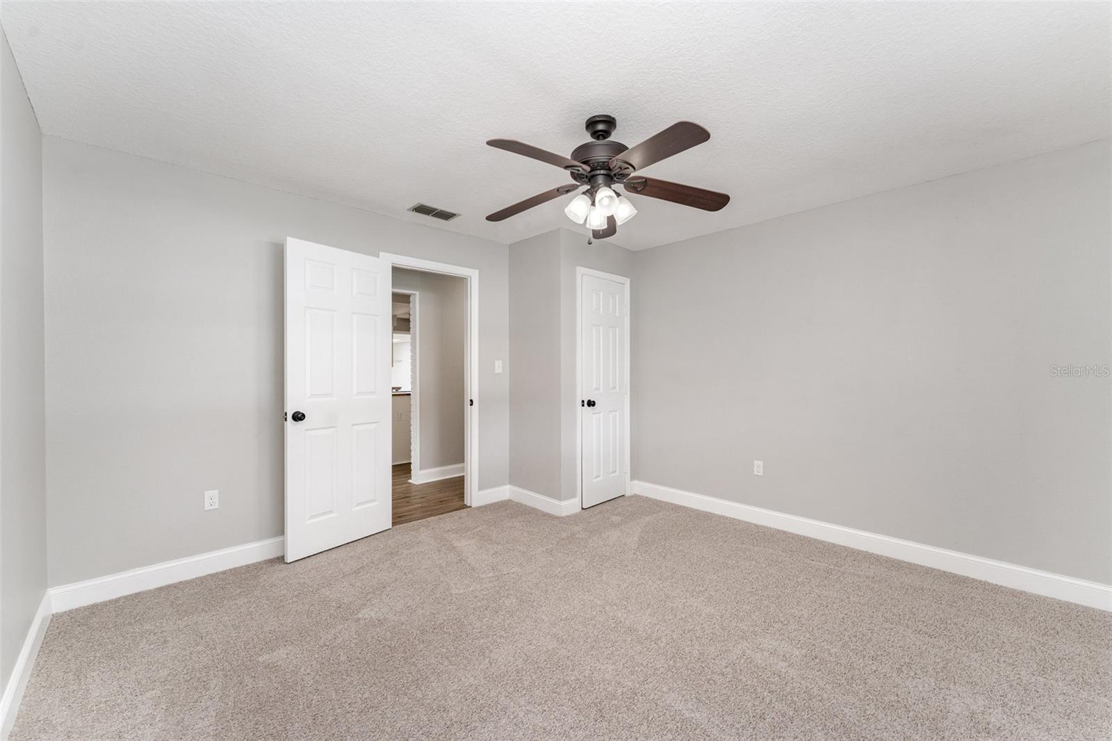 ROLLING OAK ESTATES - Residential