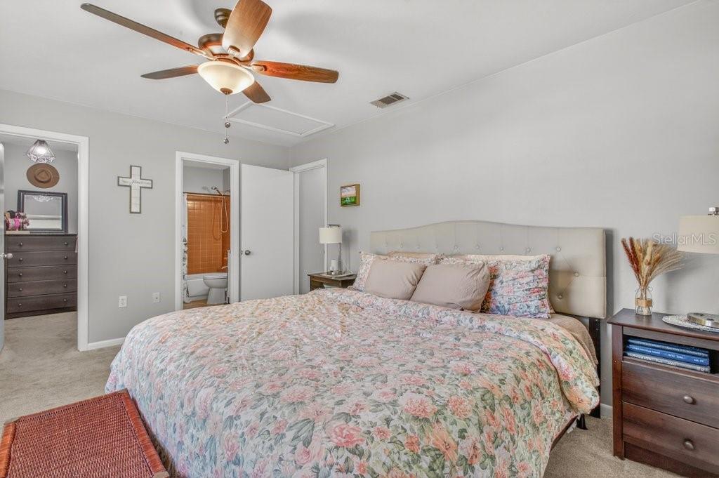 GOLF VIEW MANOR CONDOMINIUM OF GAINESVILLE - Residential