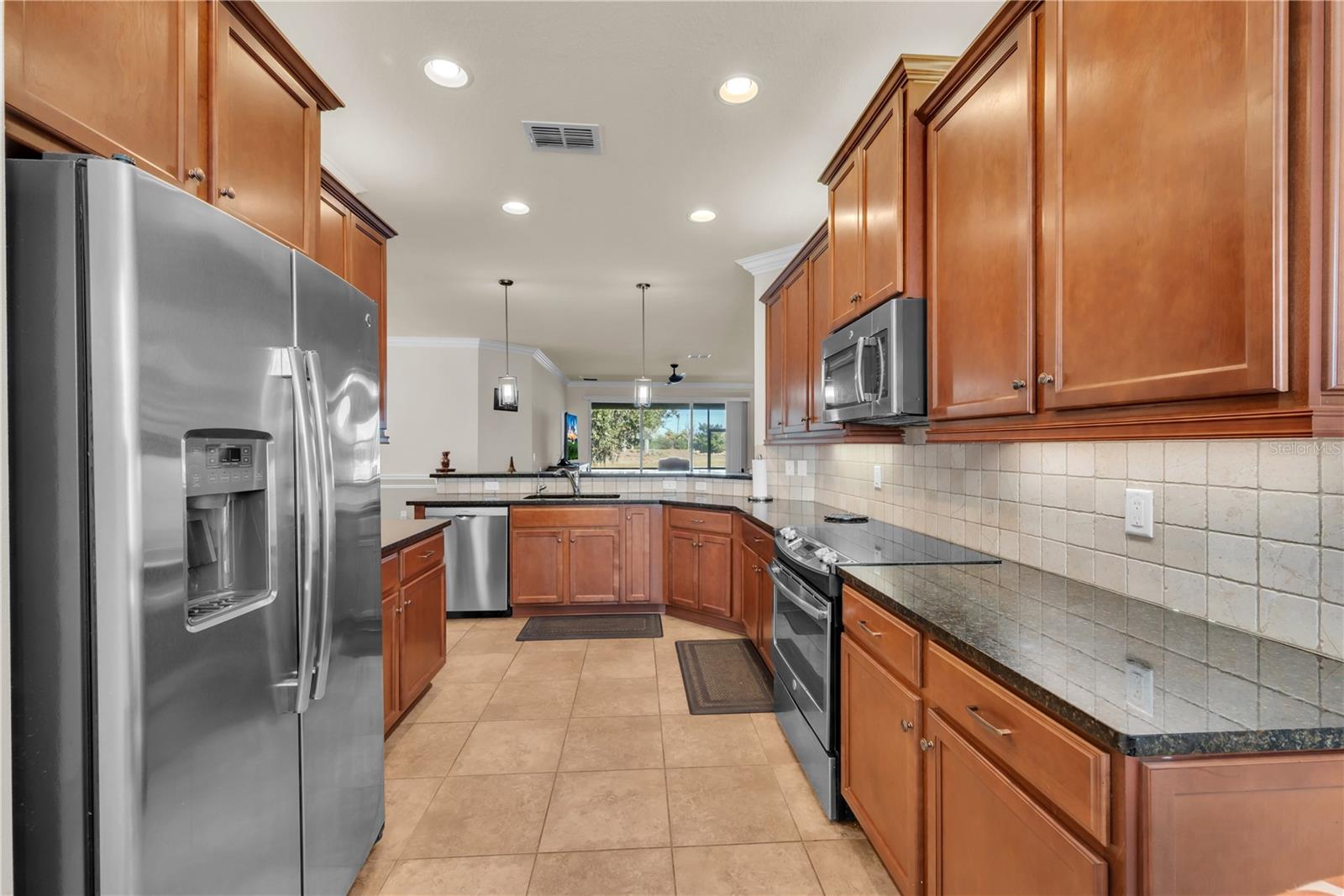 VALENCIA LAKES TR MM PH - Residential