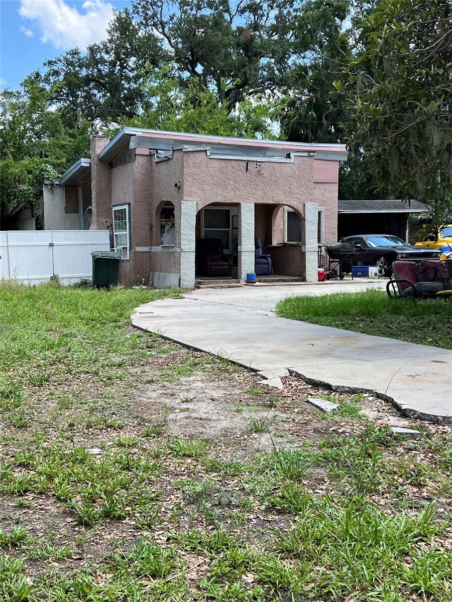 INVESTMENT OPPORTUNITY –
SOLD AS-IS -
This is a rare opportunity to purchase a bundle of THREE investment properties in Daytona Beach, FL. **All homes are being sold together and as-is:**
517 Wallace St, Daytona Beach, FL 32114
520 Wallace St, Daytona Beach, FL 32114
521 Wallace St, Daytona Beach, FL 32114
All units are currently tenant-occupied on month-to-month leases and will be sold with tenants in place, providing immediate income potential.
Great potential for investors looking to expand their portfolio with rental properties in a growing area.