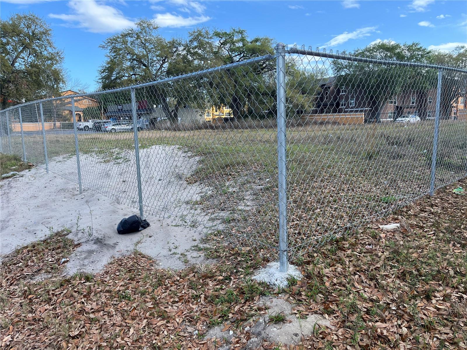 HARBOUR SQUARE - Commercial Sale