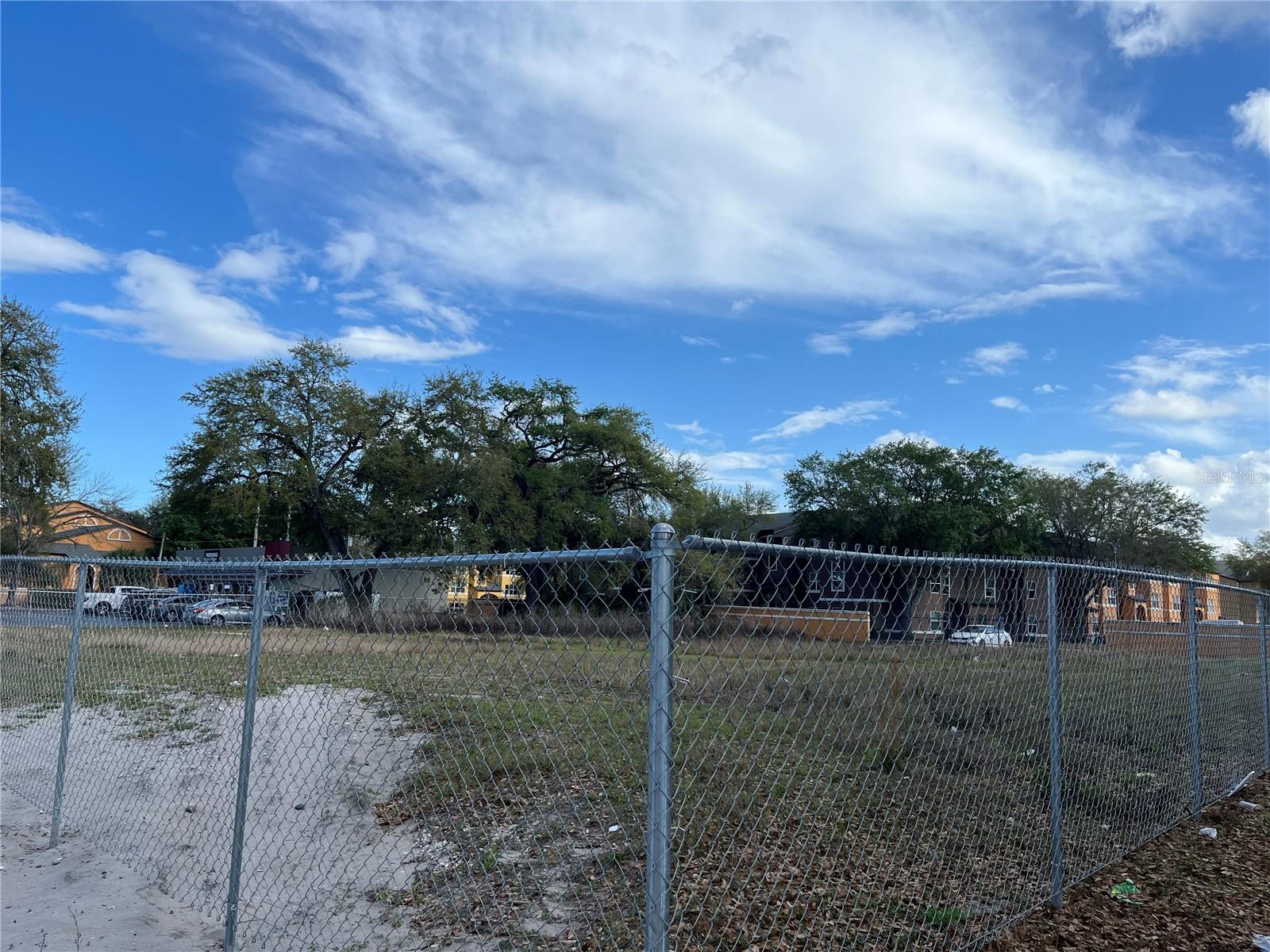 HARBOUR SQUARE - Commercial Sale