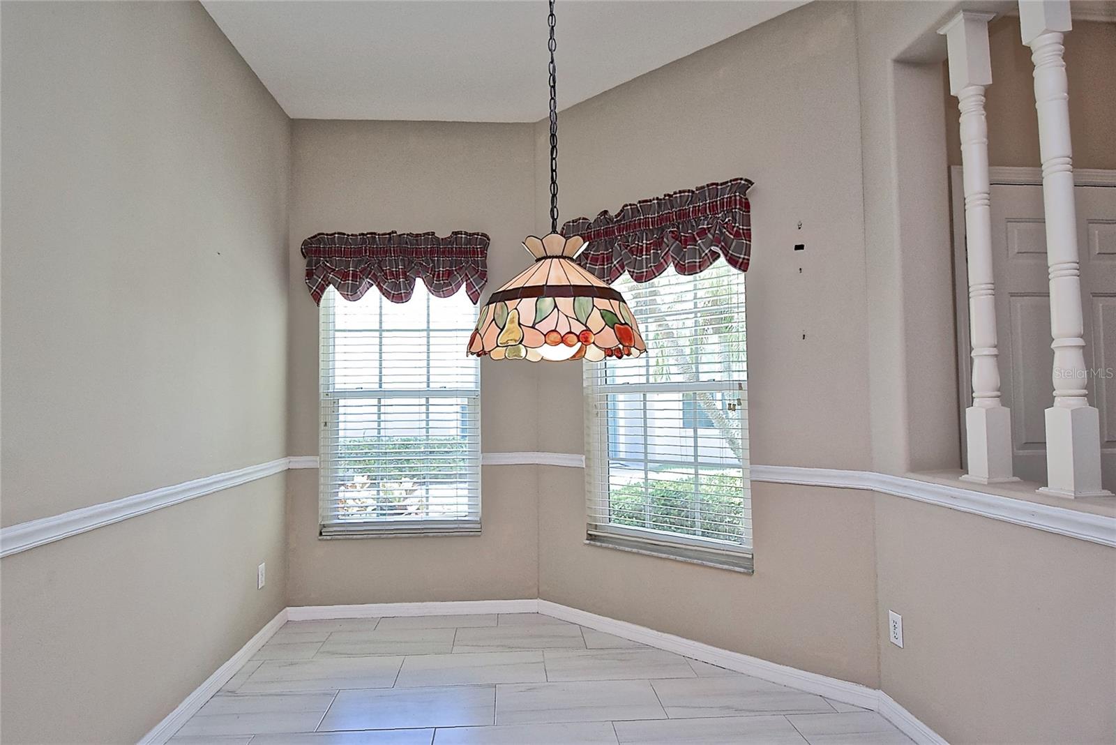 PELICAN POINTE GOLF & COUNTRY CLUB - Residential