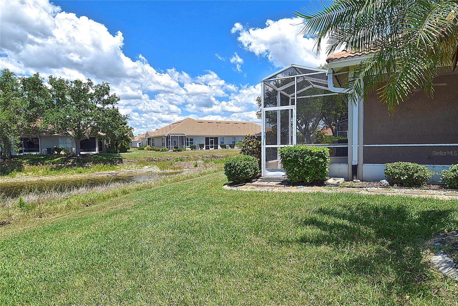 PELICAN POINTE GOLF & COUNTRY CLUB - Residential