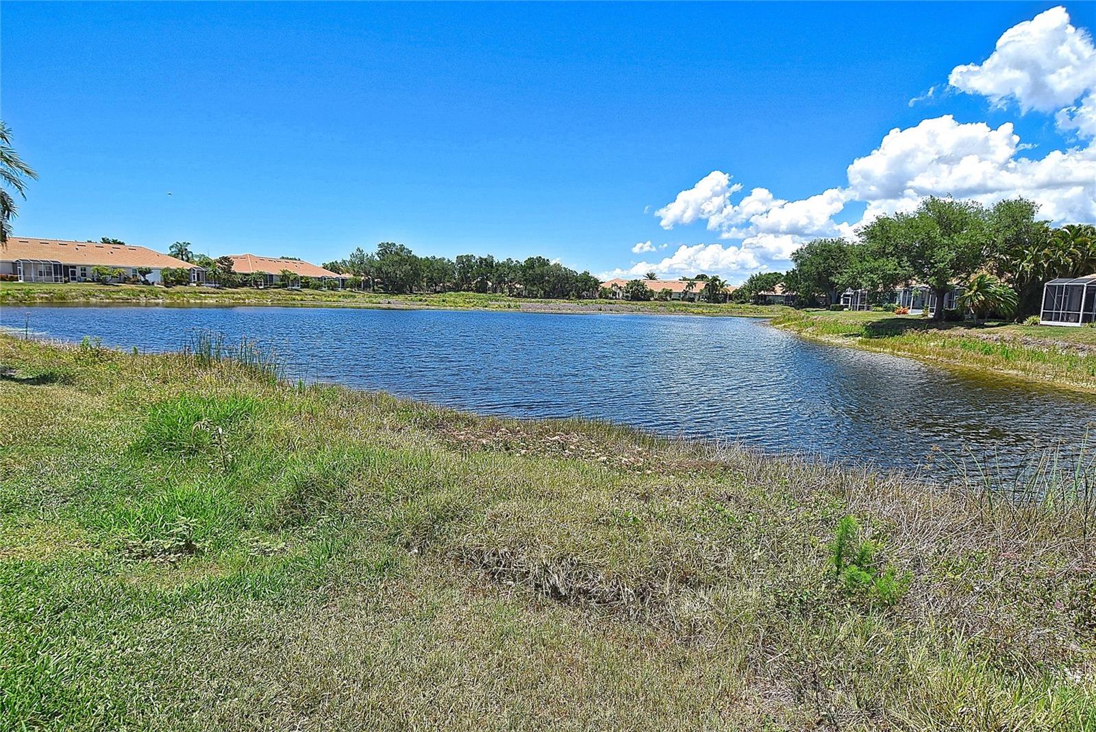 PELICAN POINTE GOLF & COUNTRY CLUB - Residential