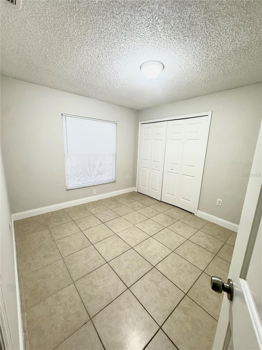 DELTONA LAKES UNIT 32 - Residential