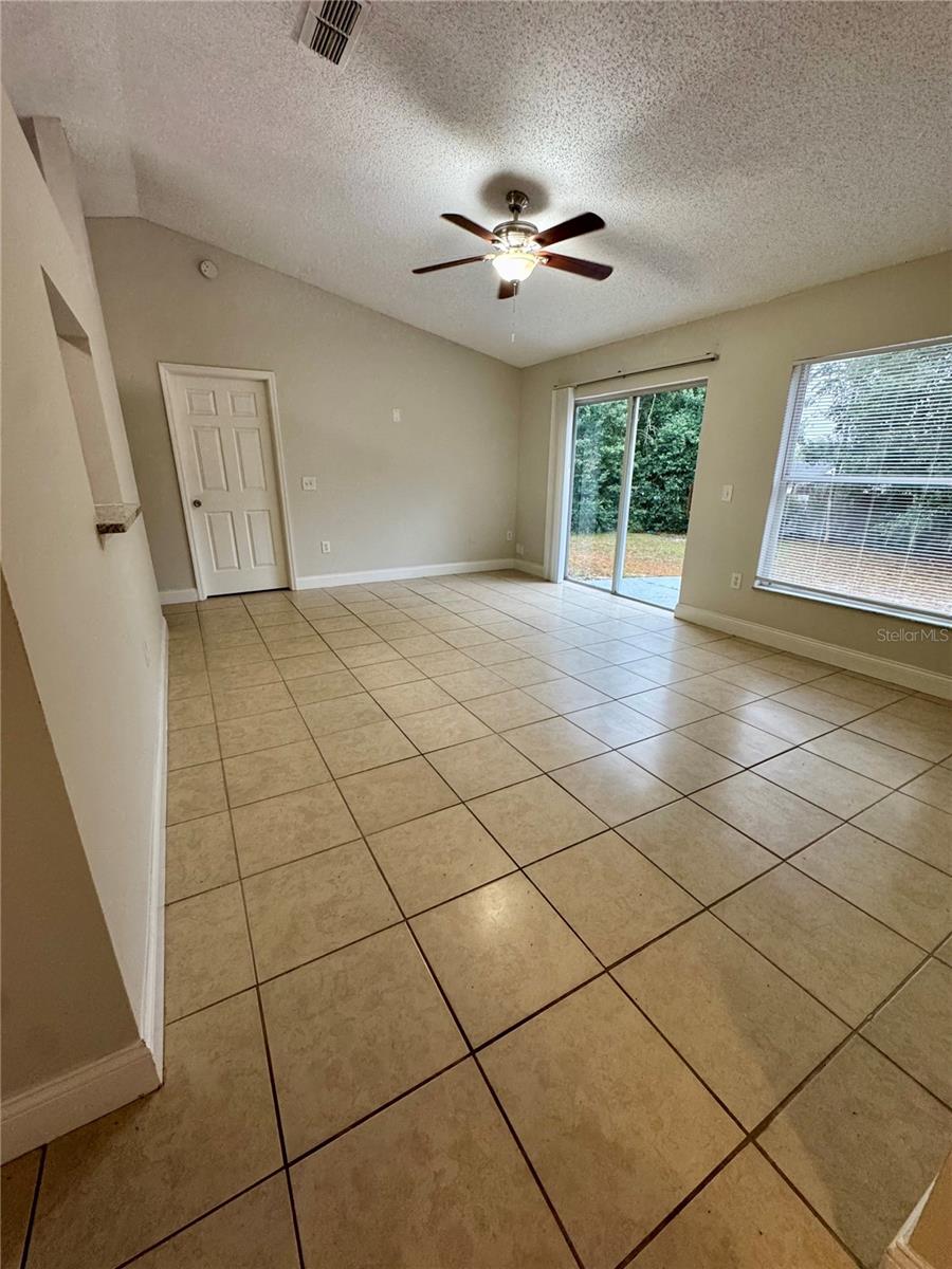 DELTONA LAKES UNIT 32 - Residential