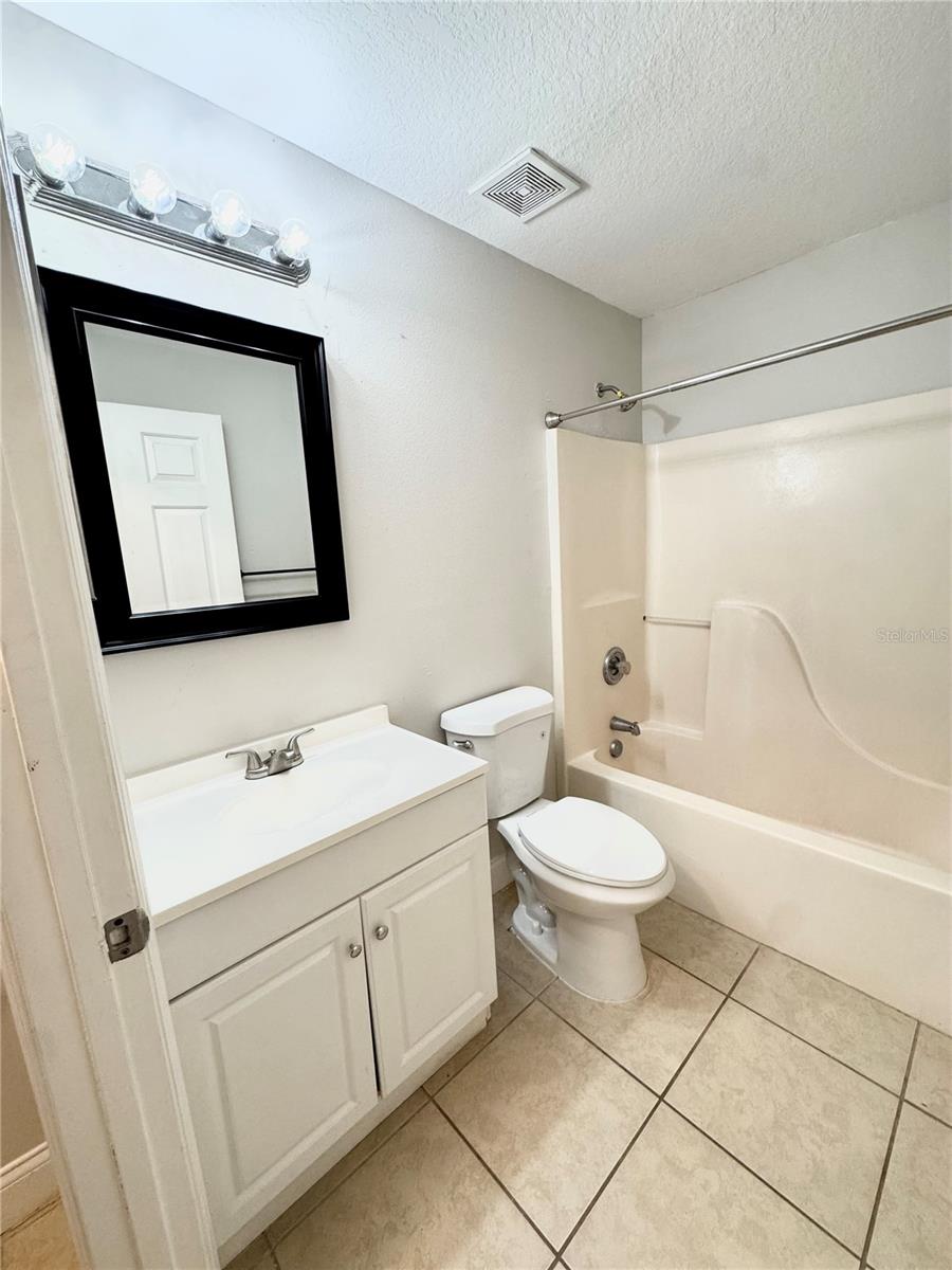 DELTONA LAKES UNIT 32 - Residential