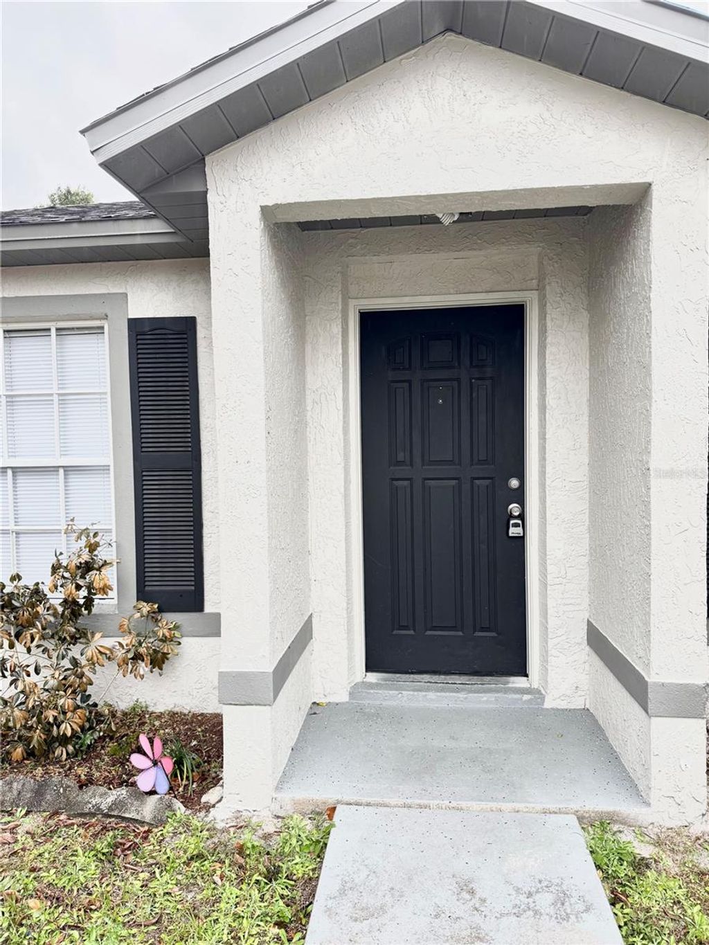 Photo of 2725 Windsor Heights Street, Deltona, FL 32738 (MLS # O6380645)