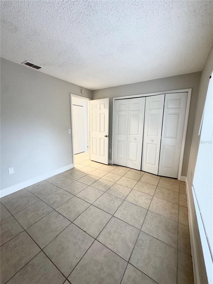 DELTONA LAKES UNIT 32 - Residential