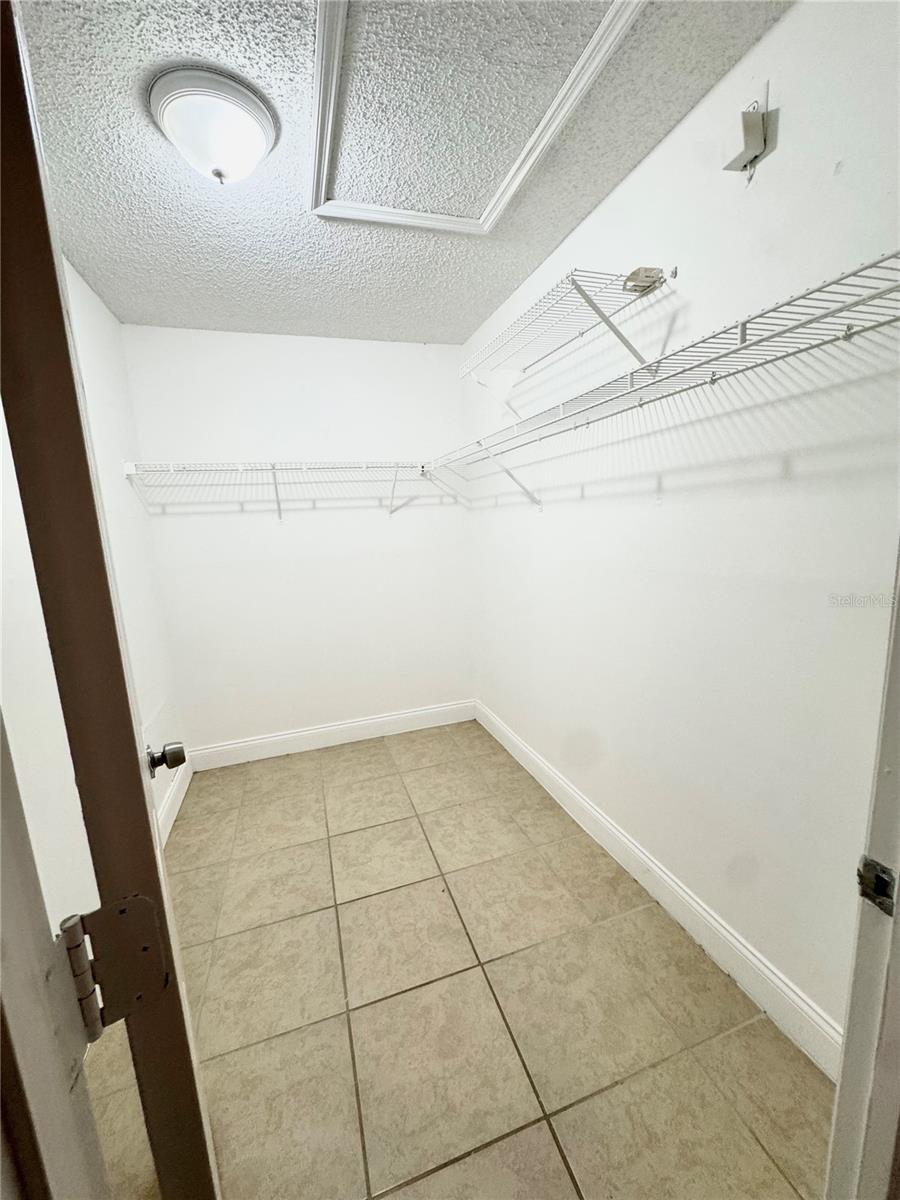 DELTONA LAKES UNIT 32 - Residential