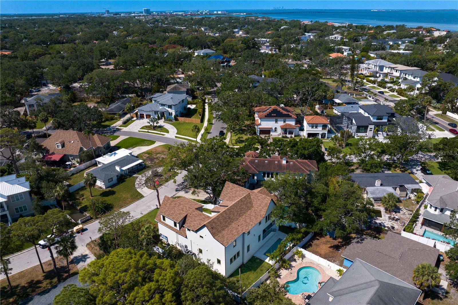 SUNSET PARK - Residential