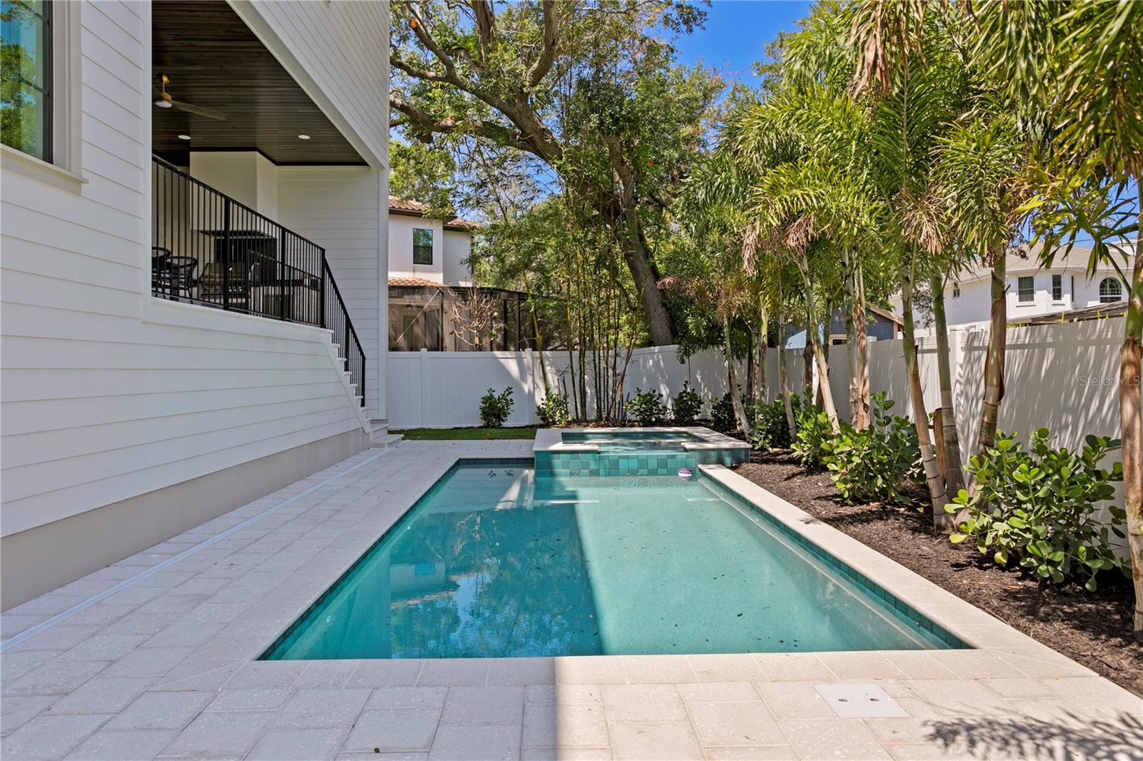 SUNSET PARK - Residential